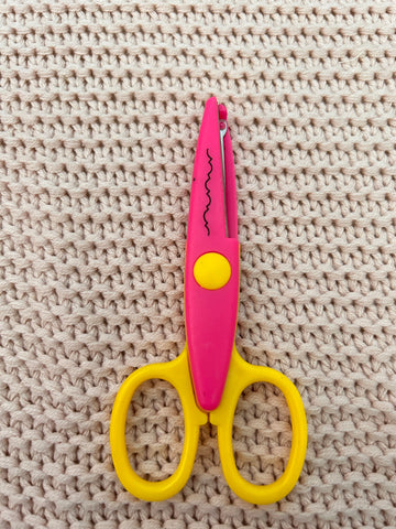 Wave Shape Pink Scissor